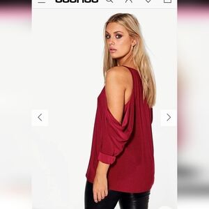 ❄️❄️ NWOT BOOHOO 16 Plus Lace Trim V Neck Cold Shoulder Top